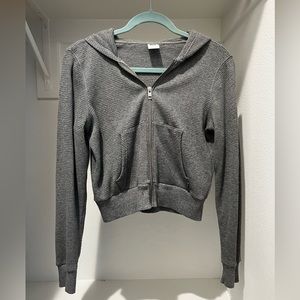 Aritzia TNA Cropped Zip-Up